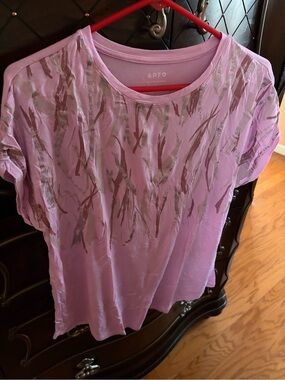 Apt. 9 Lavender Tee with Metallic and Brown Brushstrokes